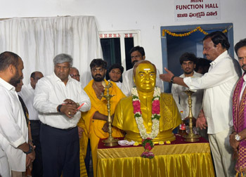 On the occasion of honoring Mr. Komati Jayaram, the Government of Andhra Pradesh Representative in North America, by the NTR Literature Committee.