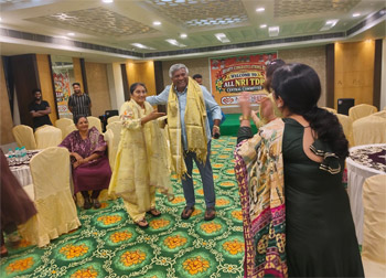 A dinner was graciously hosted by Smt. Narmada Jonnalagadda at Manjeera on September 8, 2026, in honor of the Global NRI community. On this occasion, Hon'ble Minister Smt. Savita Garu felicitated Shri Komati Jayaram.